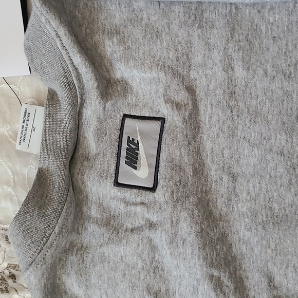 Nike 2X  Icon Clash Oversized Fleece Crew - Picture 6 of 8